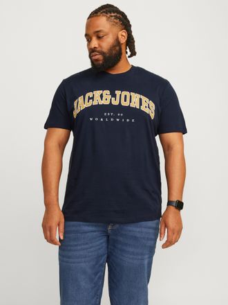 Jack & Jones Plus Size T-Shirt JJECALEB VARSITY TEE SS O-NECK NOOS PLS, Herren, Gr. 4XL, blau (navy blazer), Jersey, Obermaterial: 100% Baumwolle, JACK & JONES PLUSSIZE, bed