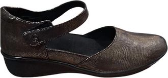 Revere Comfort Shoes Womens Osaka Mary Jane Flat In Golden Sheen