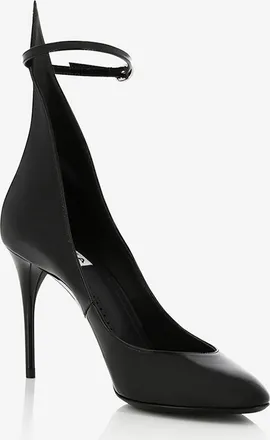 Alaia Lackleder-Pumps mit Knöchelriemen Décolleté 90
