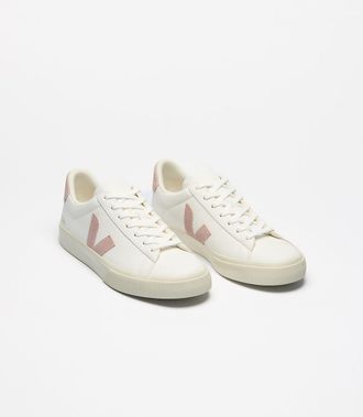 Veja Sneakers in leer Campo