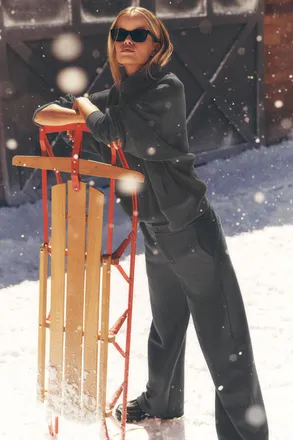 Alo | High-Waist Sweatpant Trouser in Anthracite Grey, Size: Medium