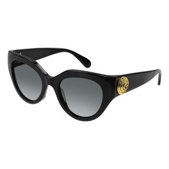 Gucci Stylish Sunglasses Black Frame