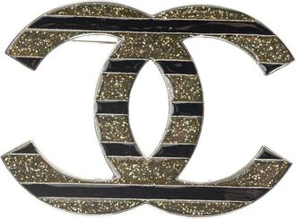 Chanel 2010 verzilverde broche met CC-logo - Zwart