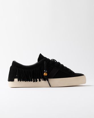 D.A.T.E. hill low fringed black