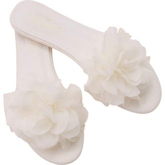 Rya Collection Sweetie Slipper in Ivory at Nordstrom, Size X-Small
