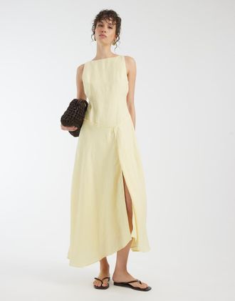 Asos Vestito midi premium in 100% lino limone con scollo a barchetta e vita scesa asimmetrica-Giallo