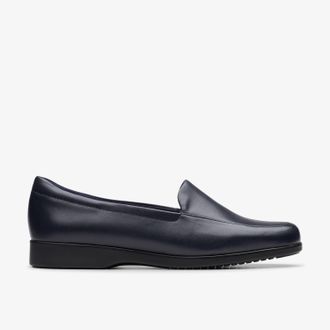 Clarks Georgia Loafer Wide Fit