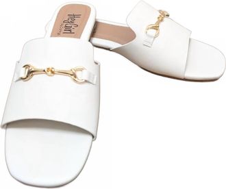 Corkys Footwear Women Bit Of Breeze Sandal In Ivory