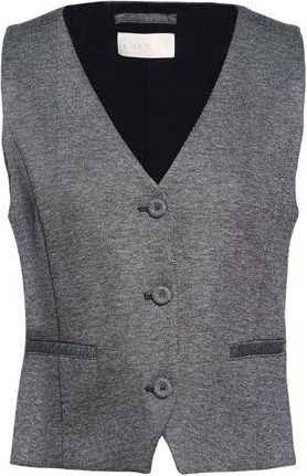 iBlues COMPLETI E COORDINATI - Gilet Sartoriali su YOOX.COM