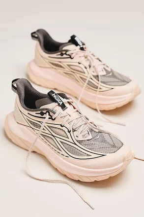 Hoka One One Mach Remastered Sneakers