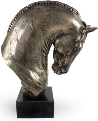 OEM Caballo Andaluz: Gran Estatuilla Con Un Caballo, Busto Sobre Base De Piedra, Prestigioso Premio En El Concurso De La Marca Art-dog