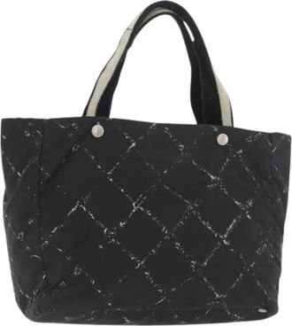 Chanel Pre-owned Tote Bags, female, Black, Size: ONE SIZE Pre-owned Vintage Nylon Tote Bag