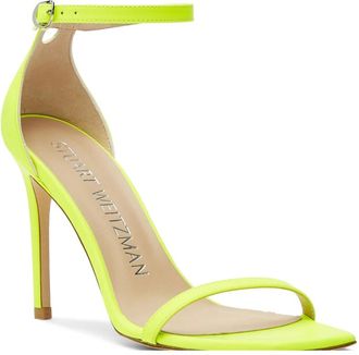 Stuart Weitzman Nudistcurve 100 Sandal - Dames - Sandalen met hakken - Geel - 37 1/2 EU - Leer - Schoenen