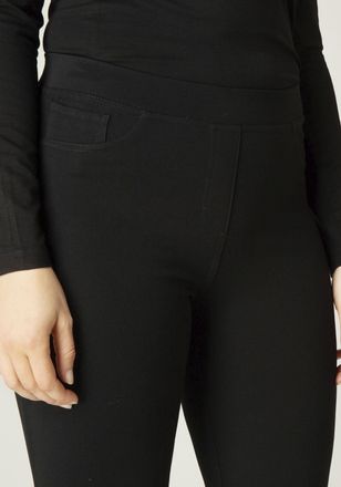 Base Level Jeggings BASE LEVEL Ornika, Damen, Gr. 36, N-Gr, schwarz, Web, Obermaterial: 65% Viskose, 30% Polyamid, 5% Elasthan, unifarben, figurbetont kn&ouml;chelfre