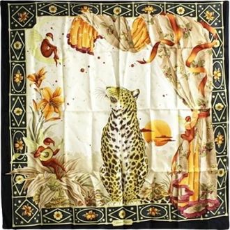Ferragamo Pre-owned Scarves, female, Multicolor, Size: ONE SIZE Pre-owned Scarf