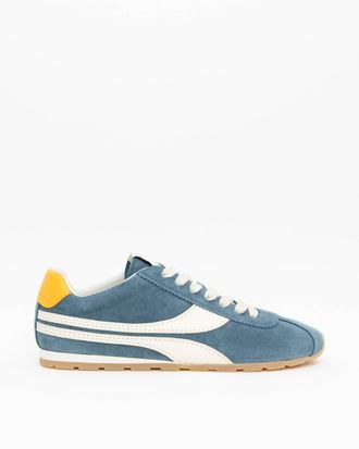 Oncept Womens Essex Sneaker In Harbor Blue