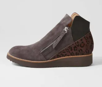 Django & Juliette Womens Ossha Boot In Cocoa