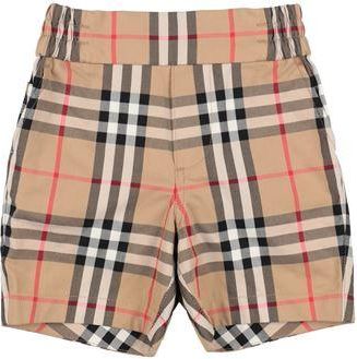 Burberry BOTTOMWEAR - Shorts & Bermuda Shorts on YOOX.COM