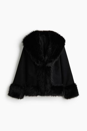 H&M Jacke mit flauschigen Abschl&uuml;ssen - Schwarz