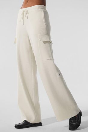 Alo | Scholar Knit High-Waist Cargo Pants in Ivory White, Size: Medium