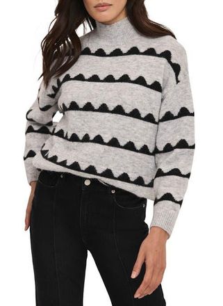 Mint Velvet Scallop Knit Sweater in Grey at Nordstrom, Size X-Large