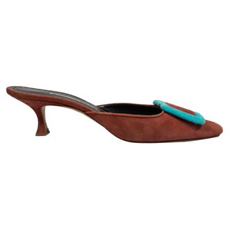 Manolo Blahnik Pre-owned Womens Buckle Mules in Brown Suede - Burgundy - Size EU 38