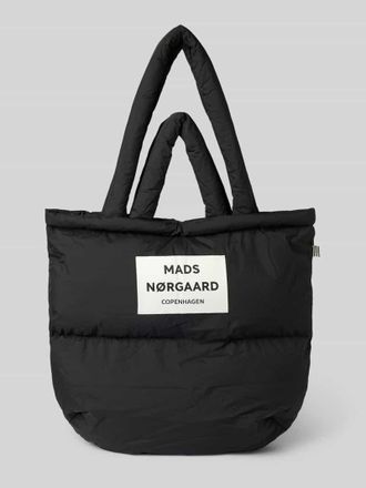 Mads Norgaard Handtasche mit Label-Patch in Black, Größe 1