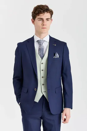 PAUL ANDREW 3 Piece Suit with Contrasting Waistcoat