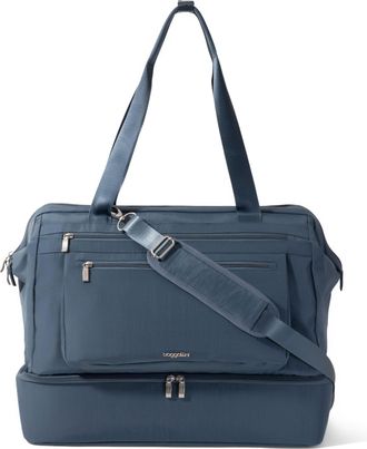 Baggallini Modern Weekender Bag