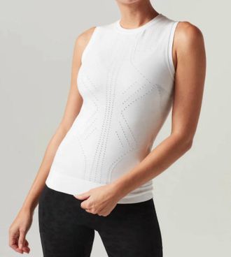 Blanc Noir Infinity Top In White