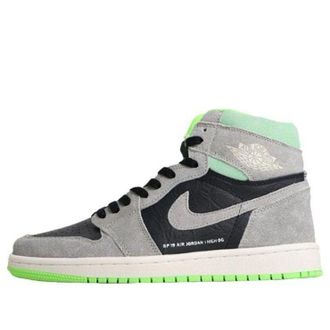 Nike Jordan Air Jordan 1 Retro High OG Neutral Grey Volt 555088-070