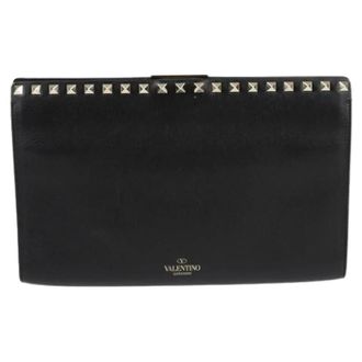 Valentino Pre-owned Clutches, female, Black, Size: ONE SIZE Pre-owned Rockstud Pouch