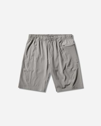 Oakley Men s Latitude Veil Shorts Cement