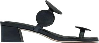 Bernardo Womens Jupiter Moon Low Heel Sandal In Black