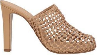 Ferragamo FOOTWEAR - Mules & Clogs sur YOOX.COM