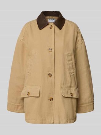 Jake*s Casual Jacke mit Knopfleiste und Pattentaschen in Sand, Größe 34