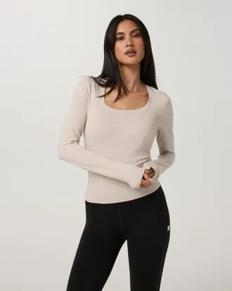 Vuori Clothing Long Sleeve Halo Essential Scoop | Ecru Heather Tonal | XS, Size Extra Small