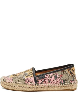 Gucci GG Supreme round-toe espadrilles - Neutrals