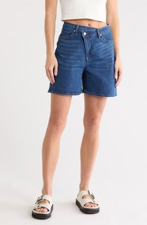 Vigoss Cross Waist Denim Bermuda Shorts in Indigo at Nordstrom Rack, Size 31