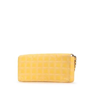 Chanel Pre-owned Shoulder Bags, female, Yellow, Size: ONE SIZE Pre-owned Vintage Nylon Shoulder Bag