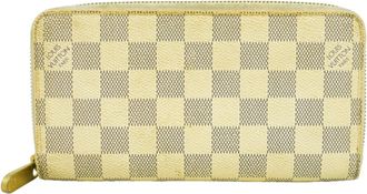 Louis Vuitton White Long Wallet (Bi-Fold) (Pre-Owned)