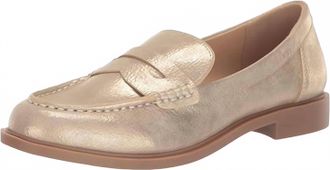 Chinese Laundry Womens Beloved Penny Loafer In Gold
