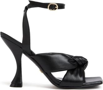 Stuart Weitzman Sandalen met Vierkante Neus en Enkelbandje - Dames - Sandalen met hakken - Zwart - 36 EU - Leer - Schoenen