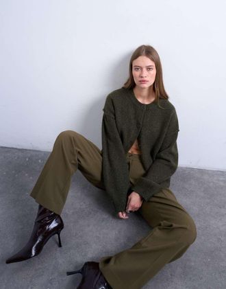Topshop Cardigan kaki vestibilità comoda in maglia con cuciture a vista-Verde