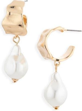 Nordstrom Rack Faux Pearl Drop Molten Hoop Earrings in White- Gold at Nordstrom Rack