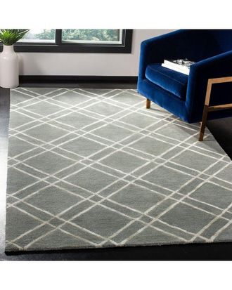 Safavieh Himalaya Bridgett Hand Tufted Rug