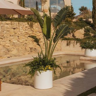 New Garden Hortensia 80 Macetero Grande Y Redondo De Interior Y Exterior Para Plantas Y Flores Muy Resistente Al Paso Del Tiempo. Hecho De Polietileno En Espa&ntilde;a 
