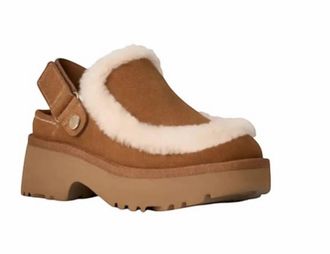 UGG Womens Esmee Clog In Chestnut