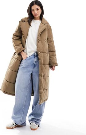 Vero Moda Y.A.S - Cappotto imbottito lungo con cintura marrone