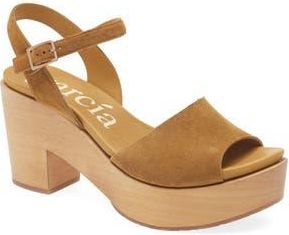 Pedro Garcia Danila Ankle Strap Platform Sandal in Alpaca Castoro at Nordstrom Rack, Size 7.5Us / 37.5Eu